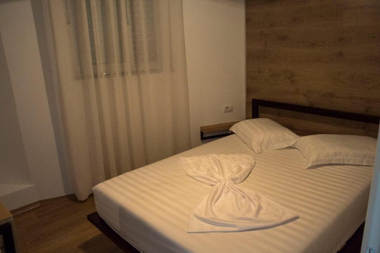 Apartament Stefani Sarandë Eksteriør billede